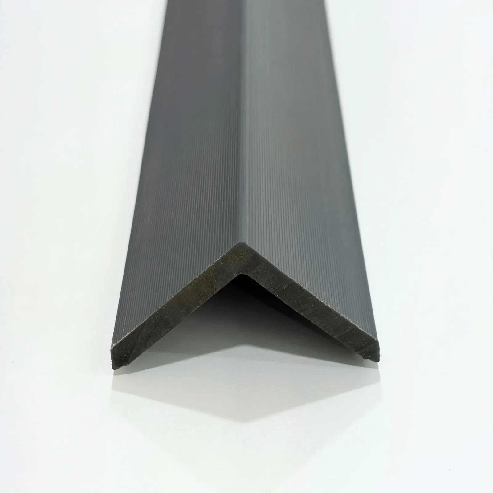 Angulo para decking exterior WPC — Light Gray