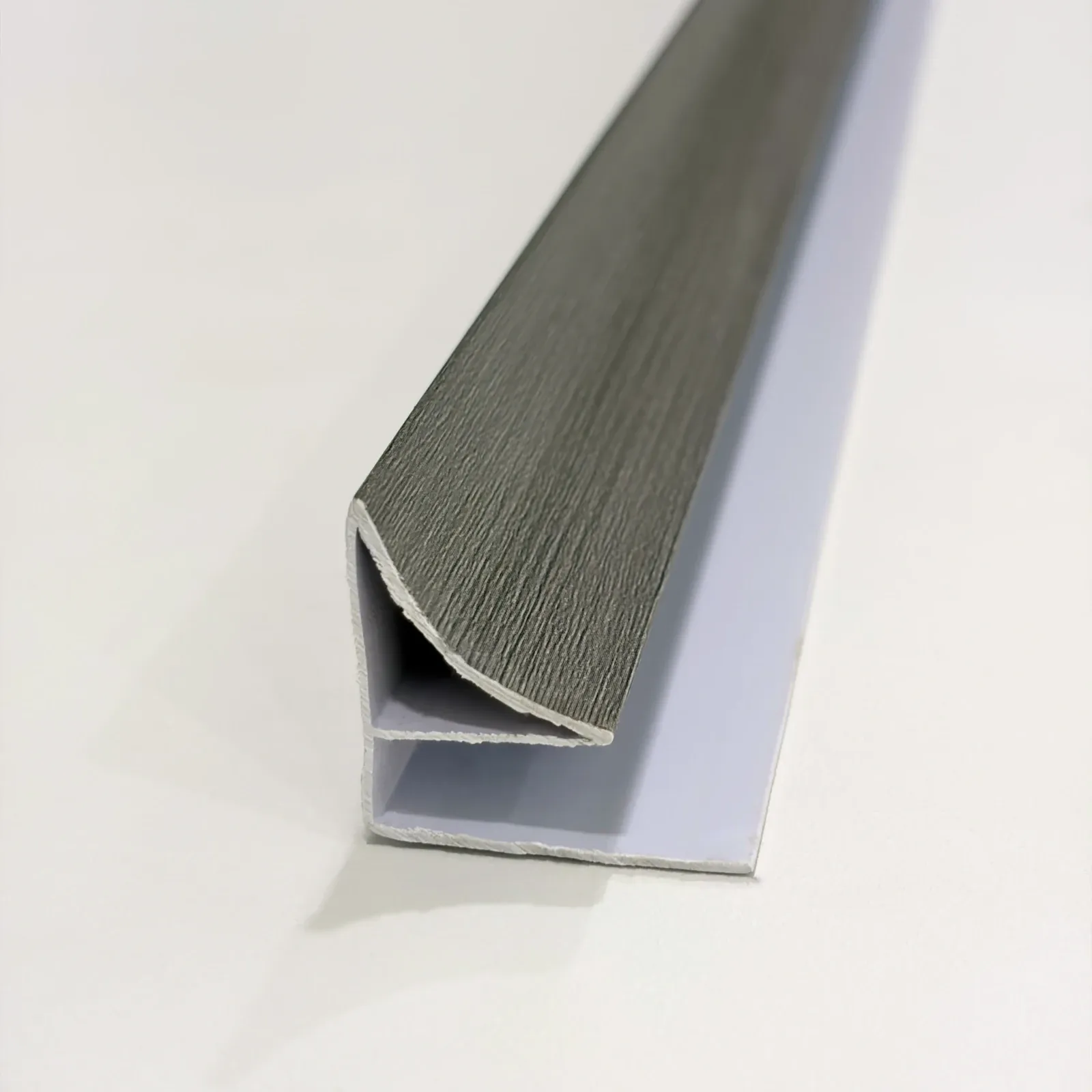 Esquinero interior — Gris Humo