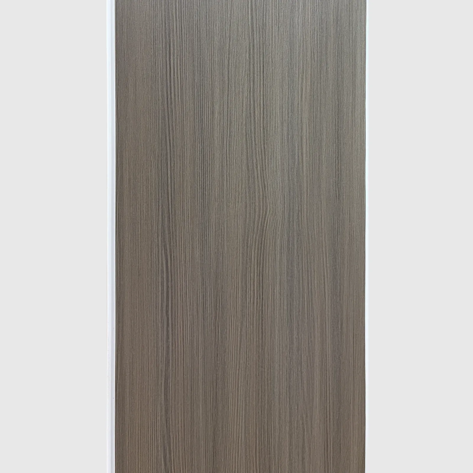 Laminado de PVC
tipo madera — Gris Humo