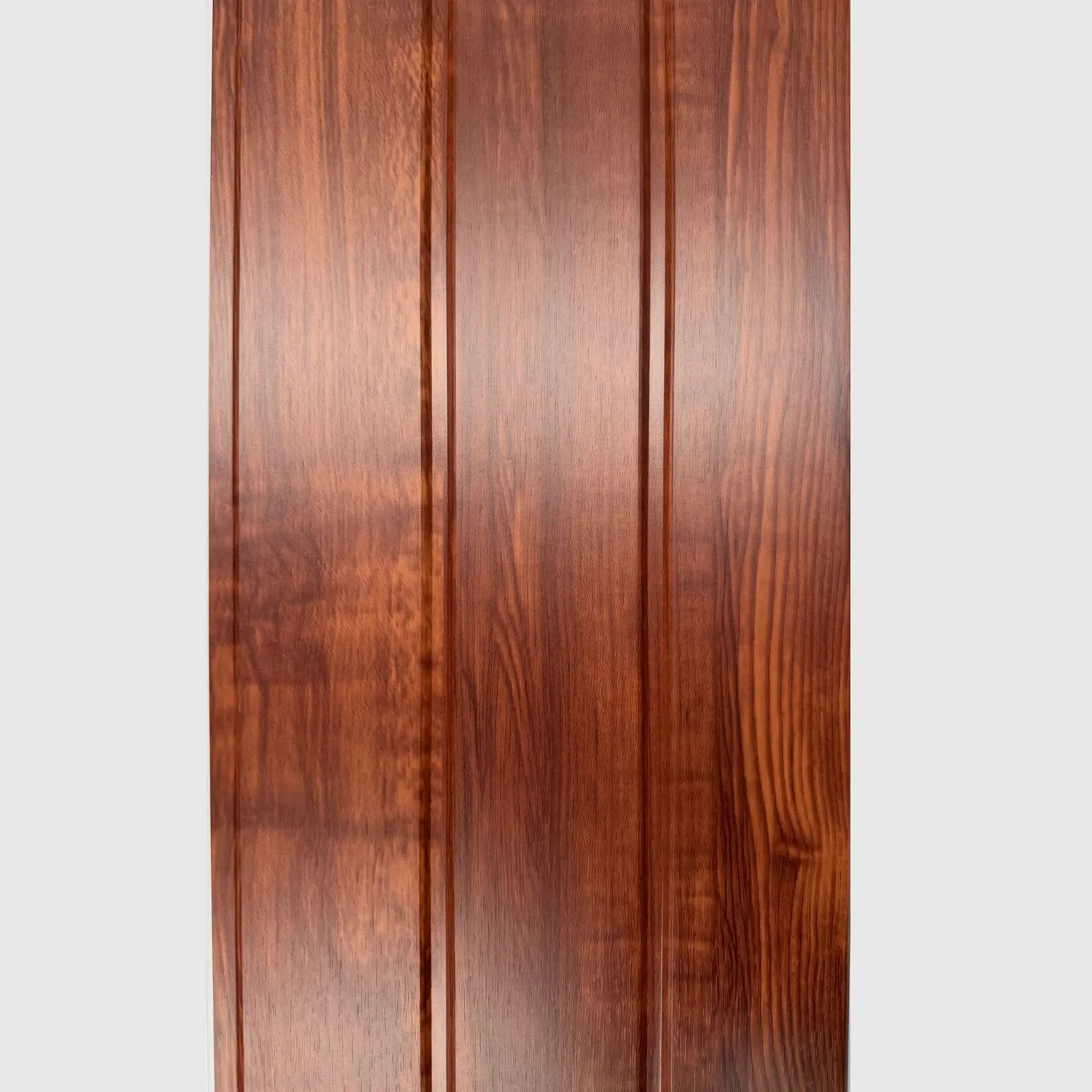 Laminado de PVC
tipo madera — Mahogany Enduelado