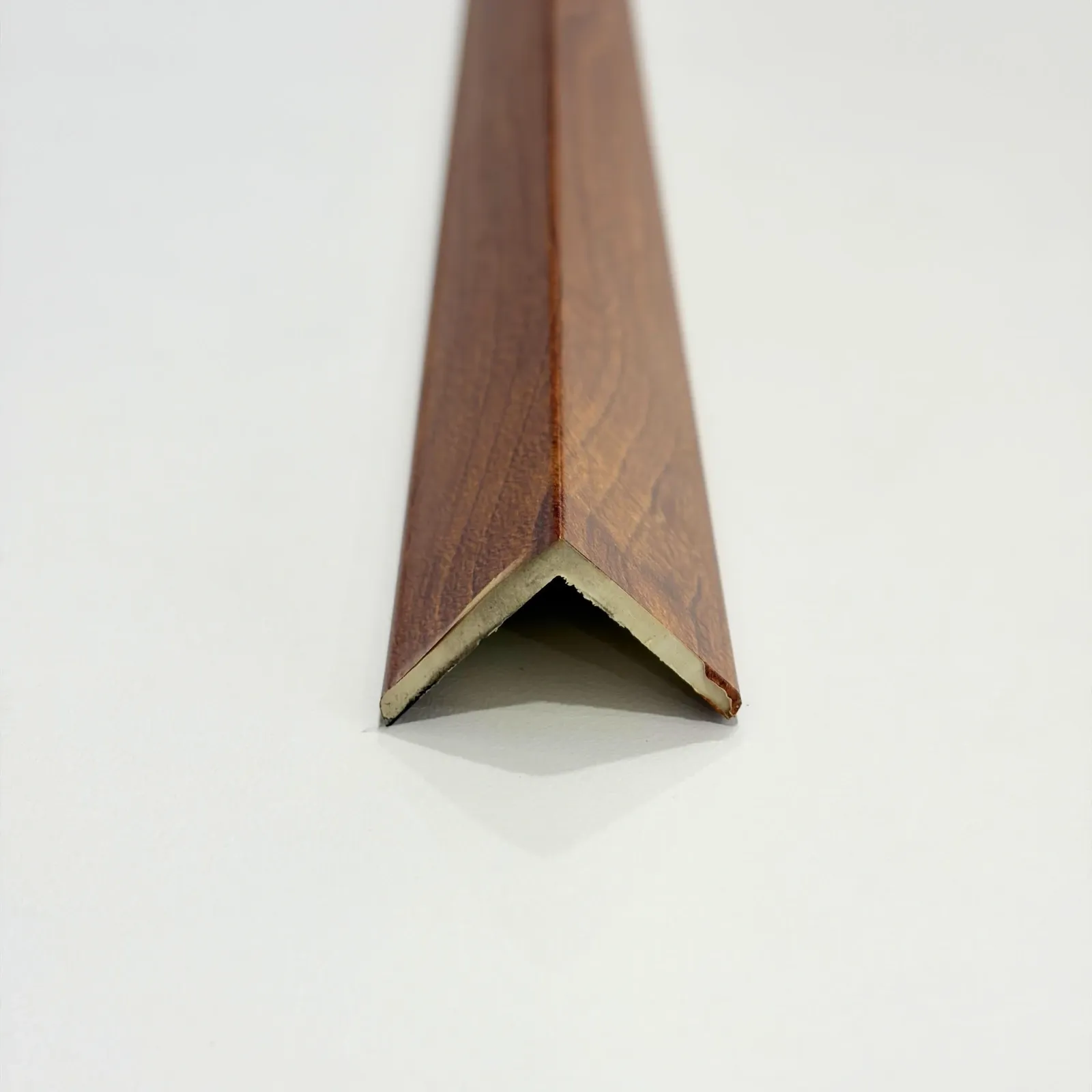 Angulo para lambrin interior WPC 2.90m — Roble natural