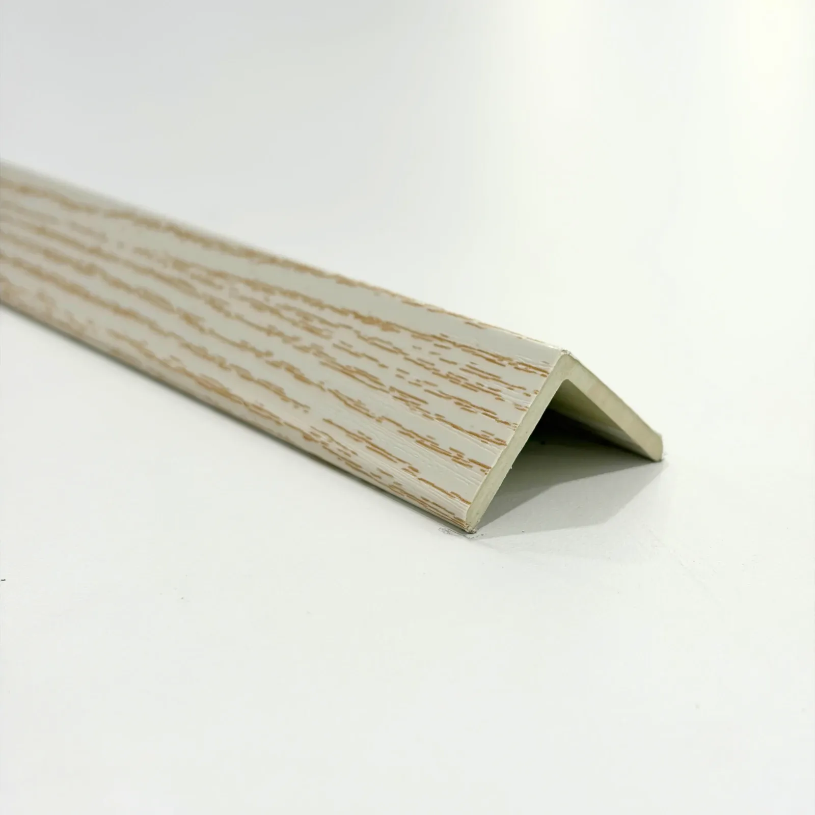 Angulo para lambrin interior WPC 2.90m — Fresno Blanco