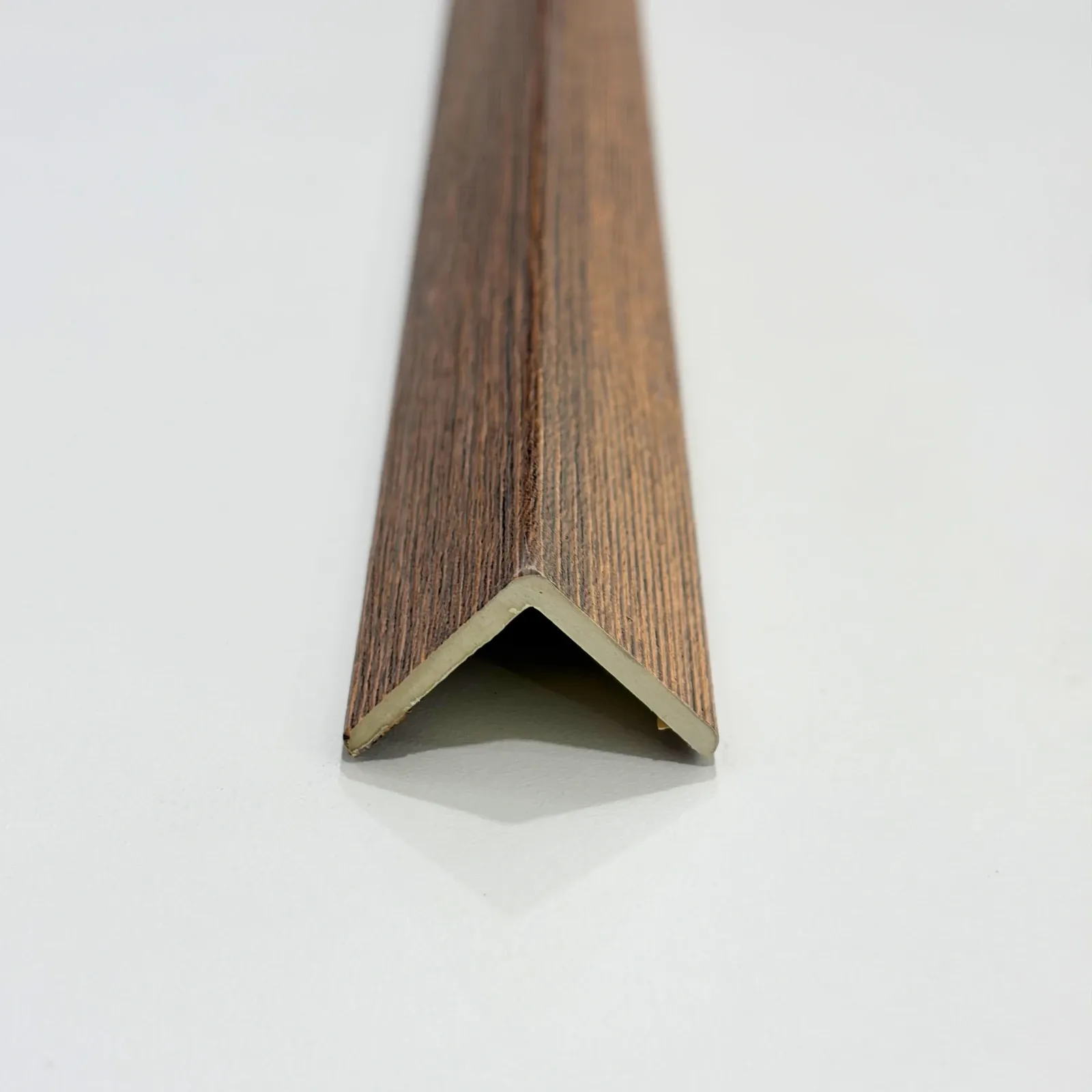 Angulo para lambrin interior WPC 2.90m — Pino Rústico